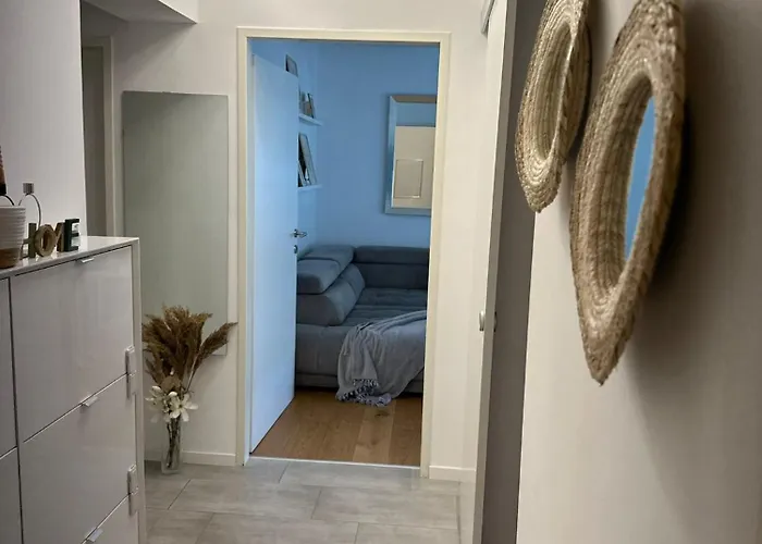 Apartament Lena *