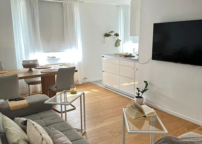 Apartament Lena *